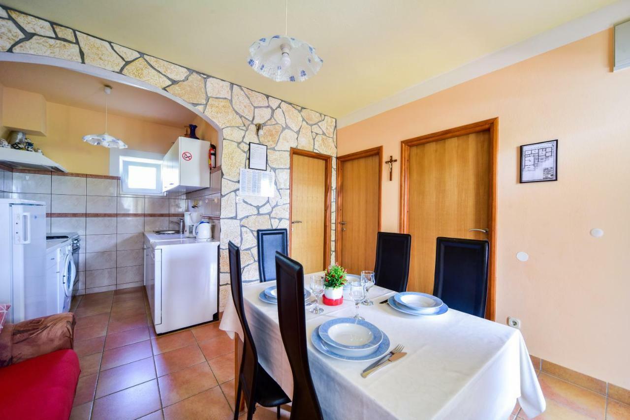 Haus Josipa Bed and Breakfast Maslenica Εξωτερικό φωτογραφία